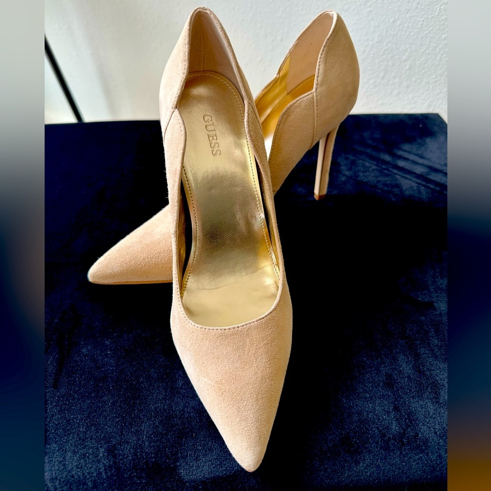 Tan Guess heels